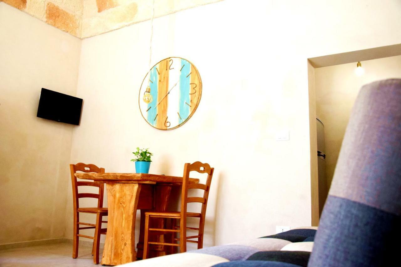 Casa Vacanze "La Maison Du Bonheur" Monopoli Zewnętrze zdjęcie